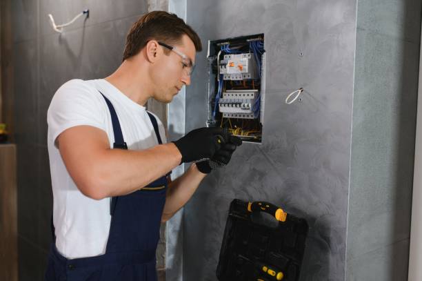 Professional Electrician in Warrensburg, IL